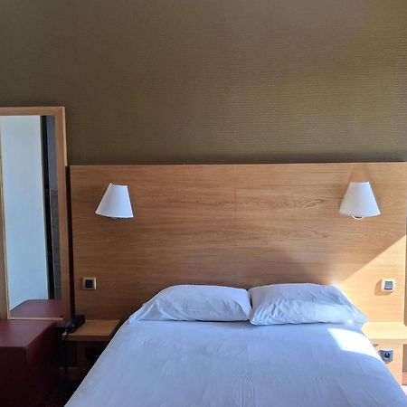 רודז Hotel Tour Maje מראה חיצוני תמונה
