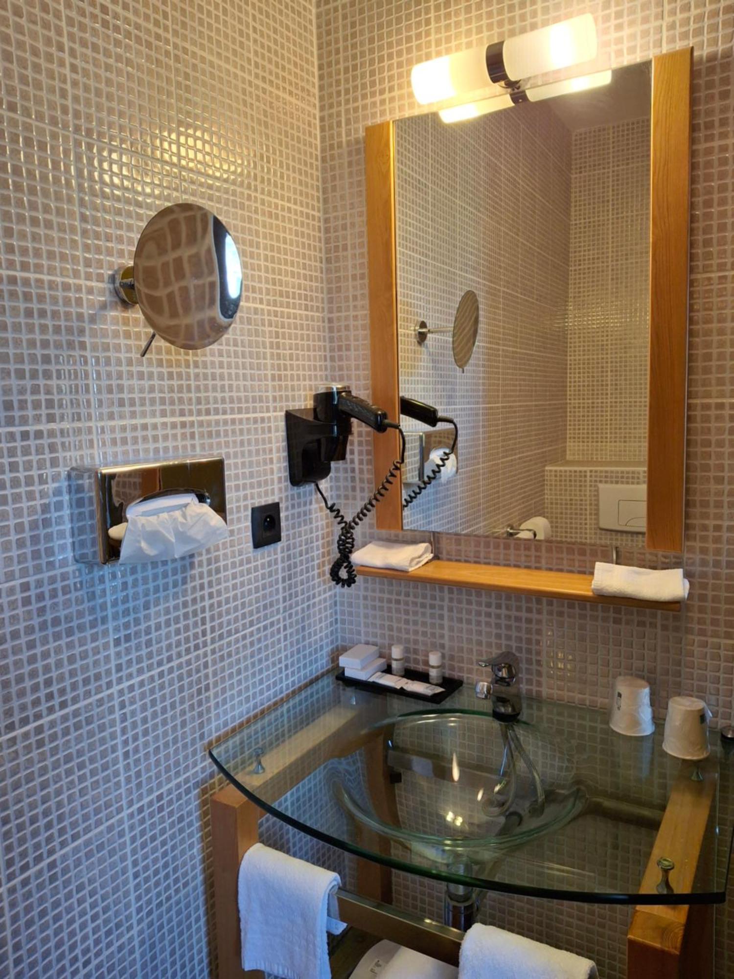 רודז Hotel Tour Maje מראה חיצוני תמונה