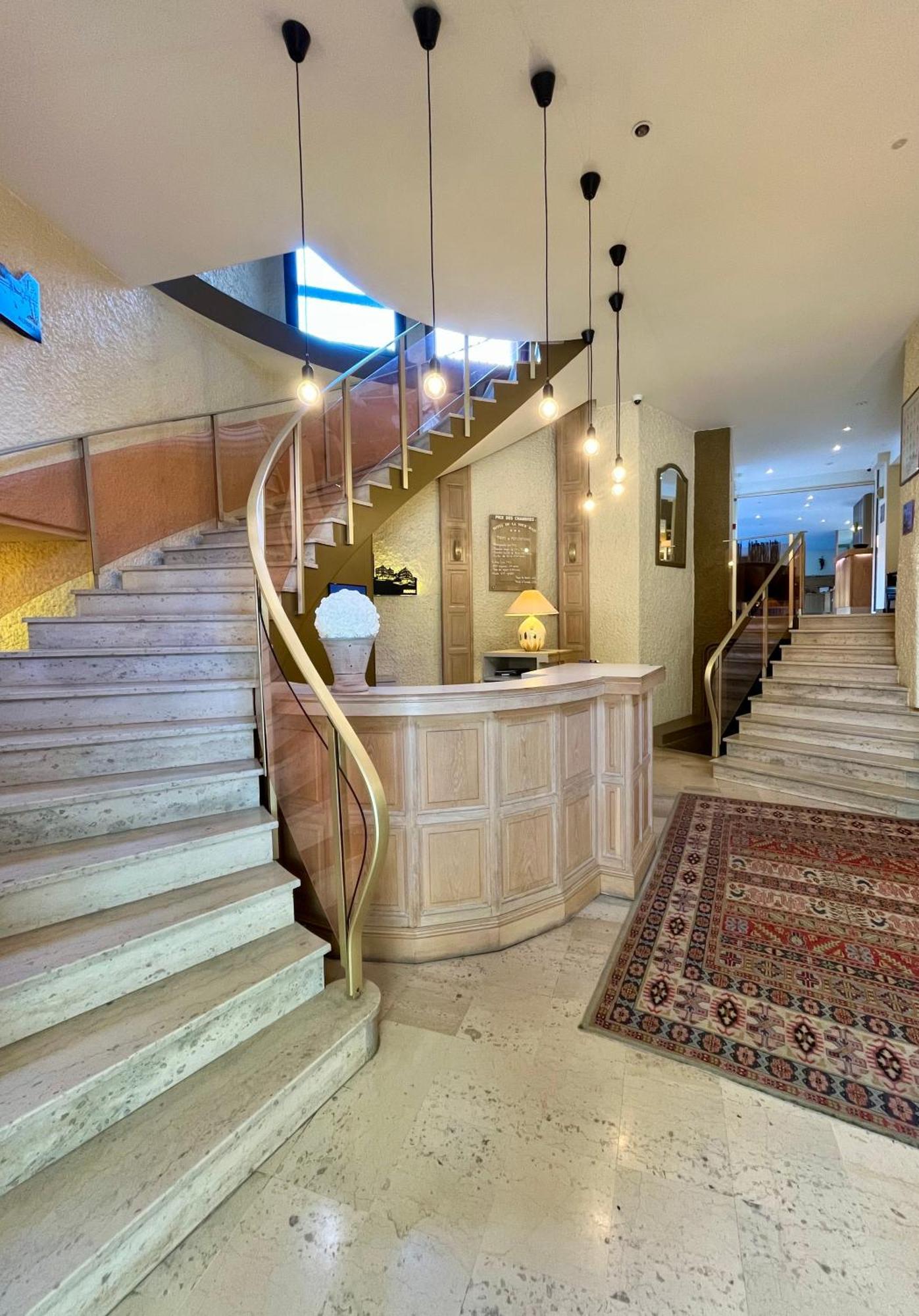 רודז Hotel Tour Maje מראה חיצוני תמונה